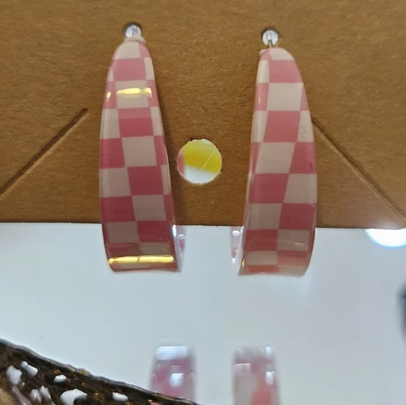 Checkerboard Pink Hoop Earrings - Picture 3 of 4